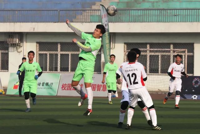 詹姆斯狂轰38分克里斯蒂28分 湖人力克开拓者